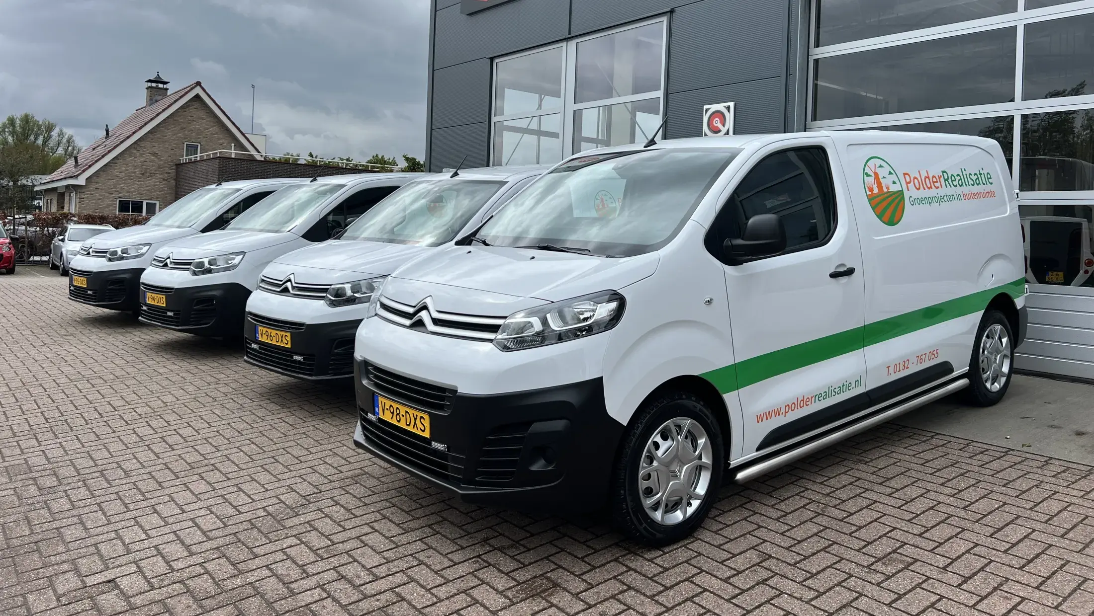 4 Citroën bedrijfswagens voor Polderrealisatie