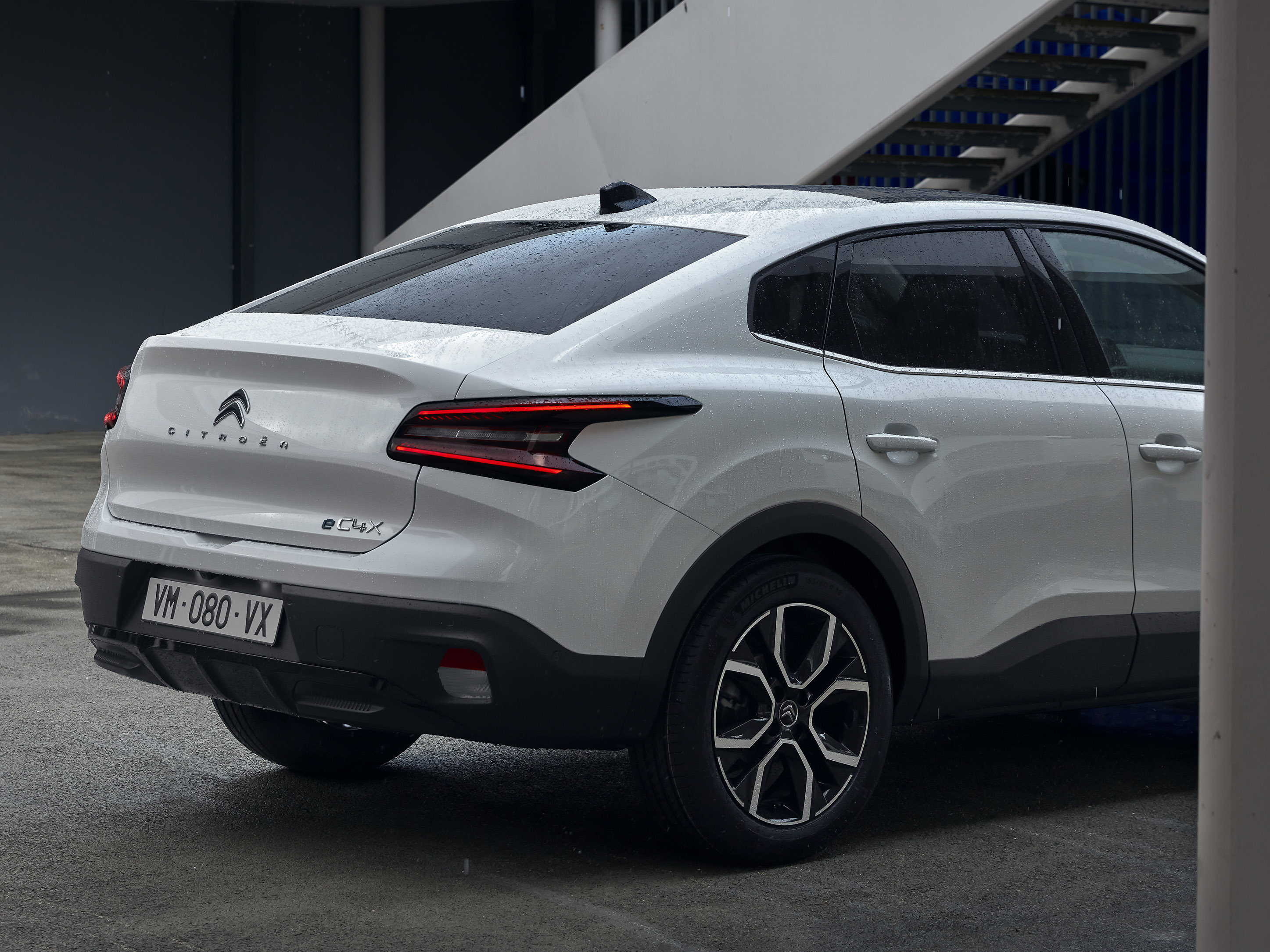 Citroën ë-C4 X