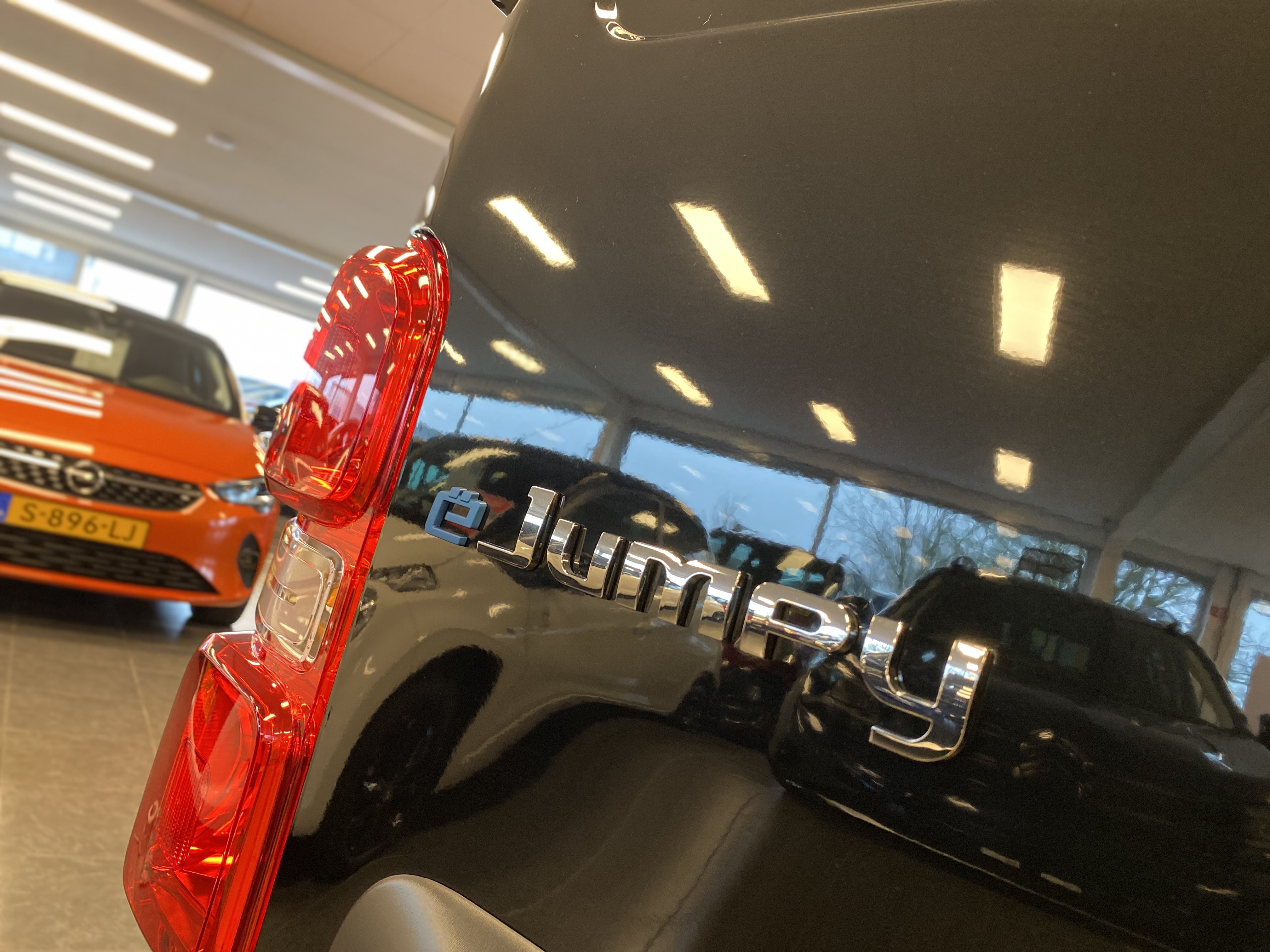 ë-Jumpy typeplaatje