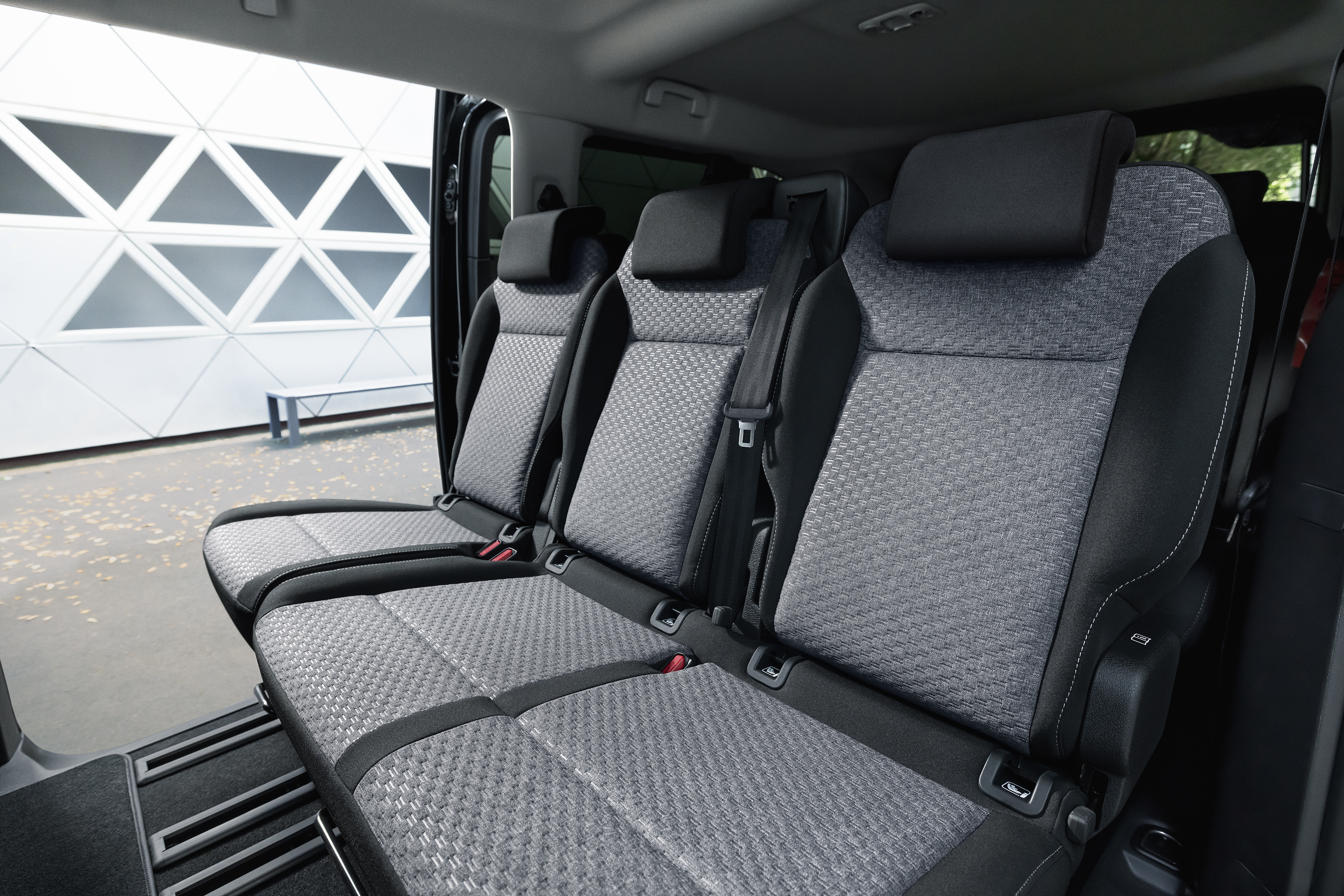 ë-Jumpy Combi en ë-SpaceTourer