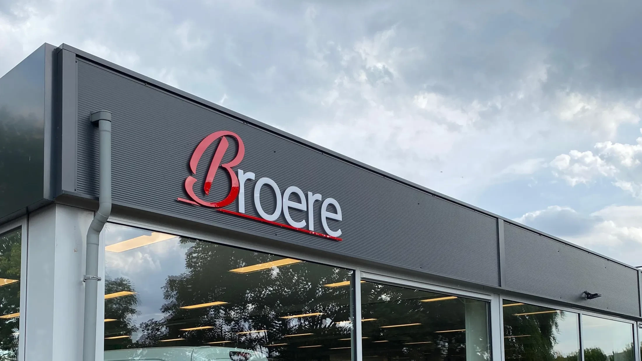 Signing Autobedrijf Broere