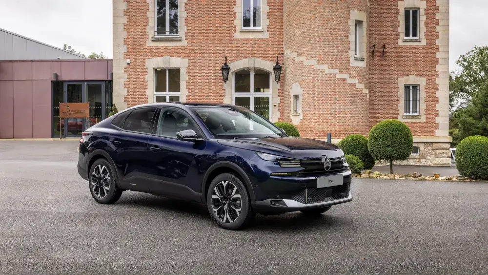 Citroën C4 X en ë-C4 X 2025 - Autobedrijf Broere Citroën Krimpen aan den IJssel (2).jpg