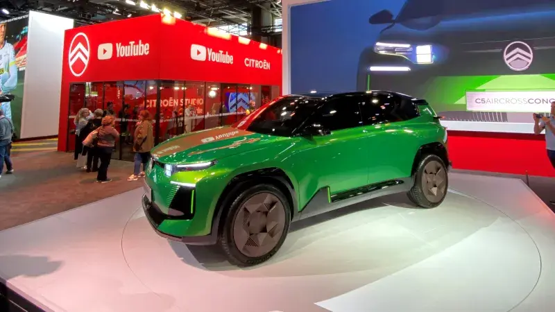 Autosalon Parijs 2024 - Autobedrijf Broere Citroën Peugeot Krimpen aan den IJssel (18) Citroën C5 Aircross Concept.JPG